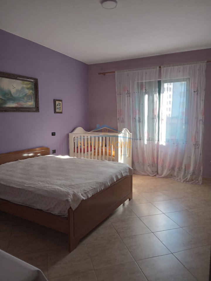 Rent, Apartment 3+1, Ali Demi, Tirana.