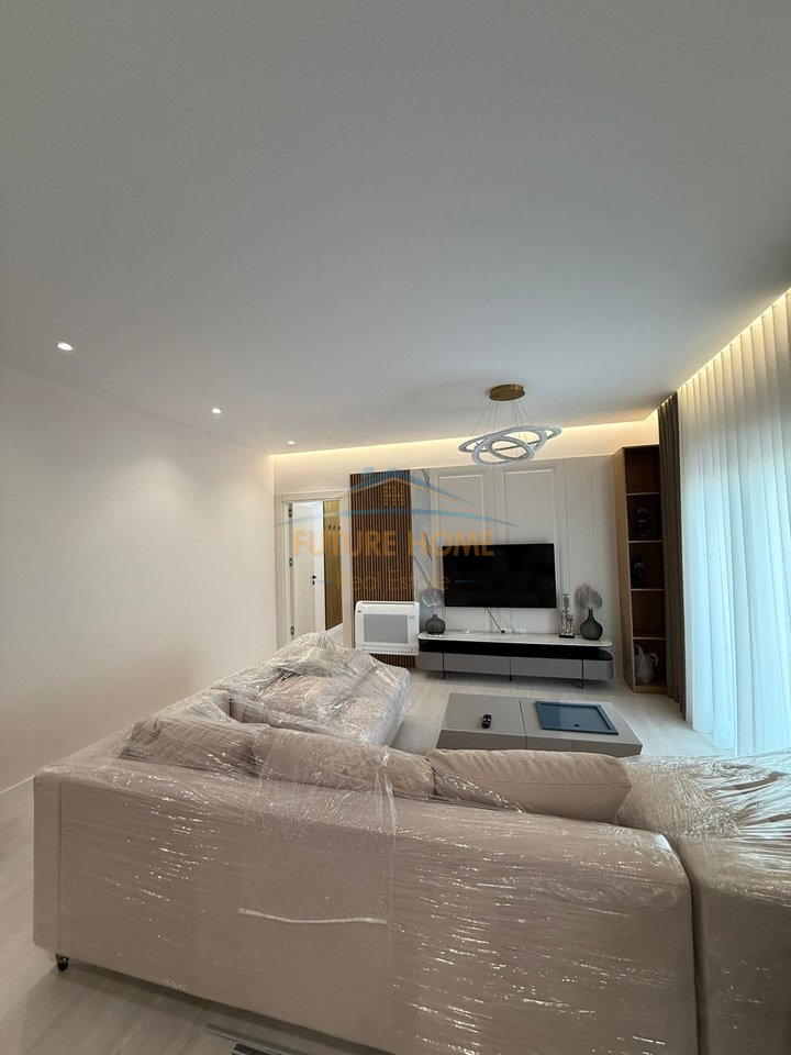 Rent, Apartment 1+1, Odhise Paskali Street, Tirana.