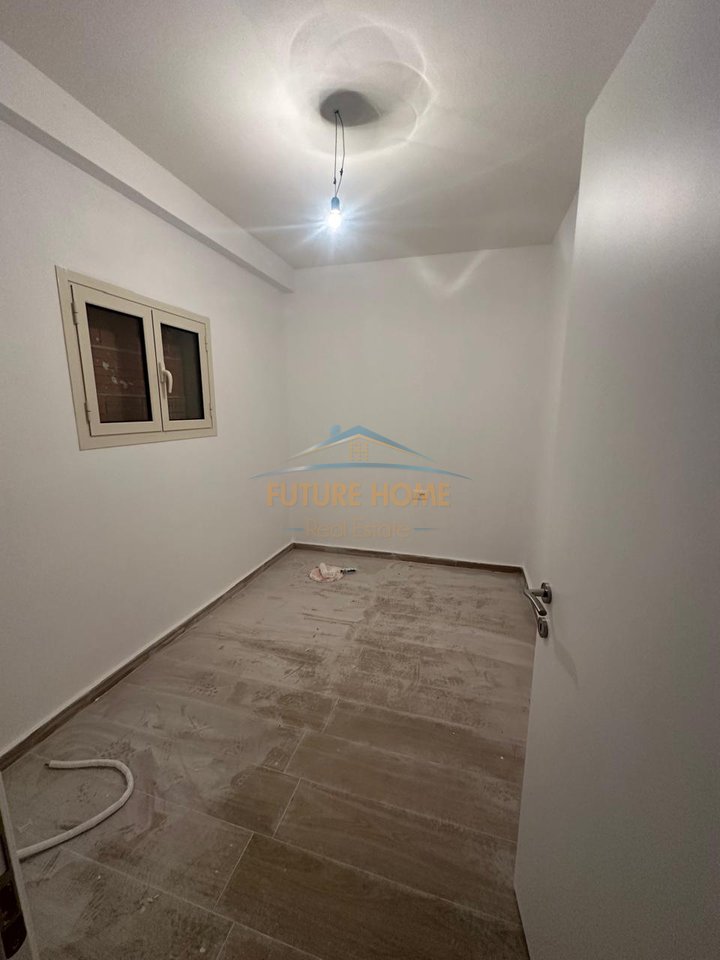 Shitje, Apartament 2+1, Rruga Thesarit, Fresk !