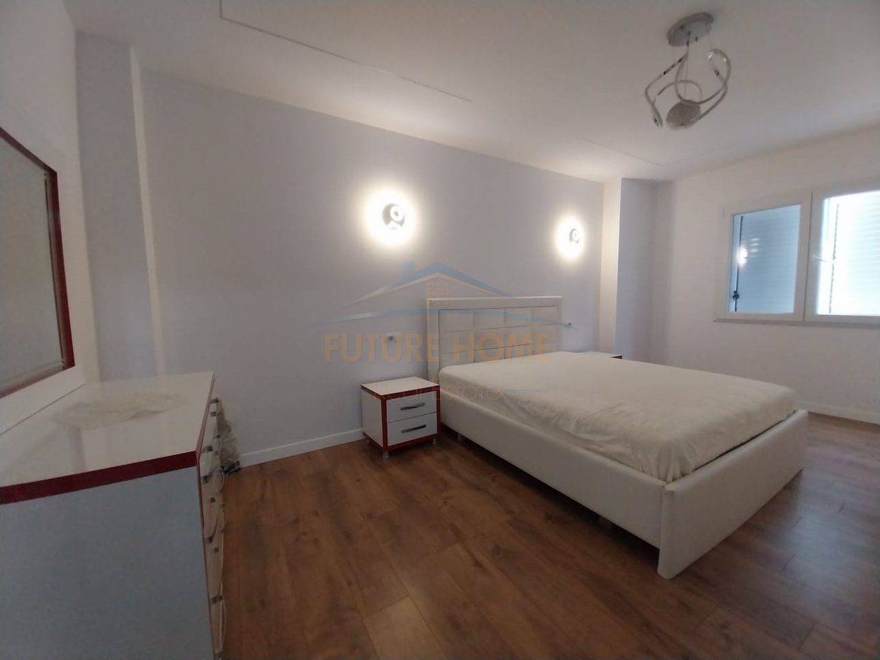 Rent, 2+1 Apartment, Kavaja Street, Tirana.