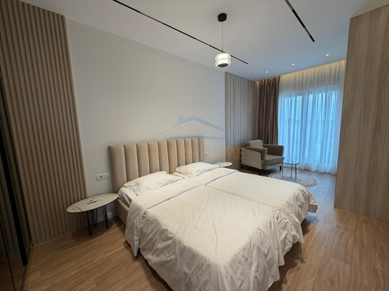 Qira, Apartament 1+1+Post Parkimi, Rruga e Barrikadave, Tiranë.