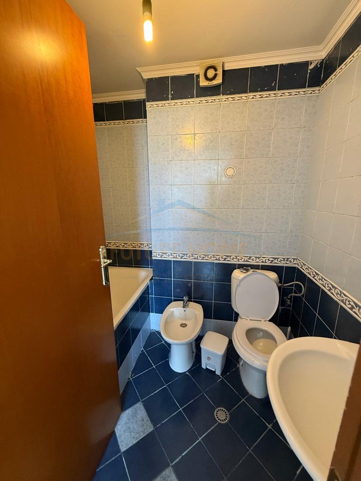 Affitto, Locale per ufficio, Via dei Kosovari, Tirana