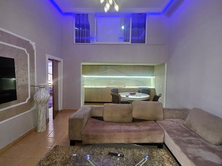 Qera, Apartament 2+1, Yzberisht