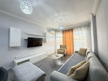 Qera, Apartament 2+1+2, Unaza e Re, Tiranë.