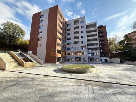 In vendita, Appartamento 2+1+2 Rruga e Elbasani, Tirana.