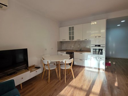 Qera, Apartament 1+1 tek RRuga Siri Kodra