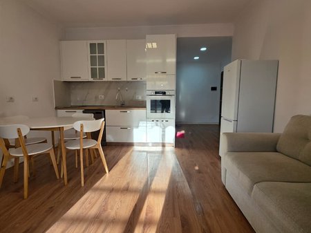 Qera, Apartament 1+1 tek RRuga Siri Kodra
