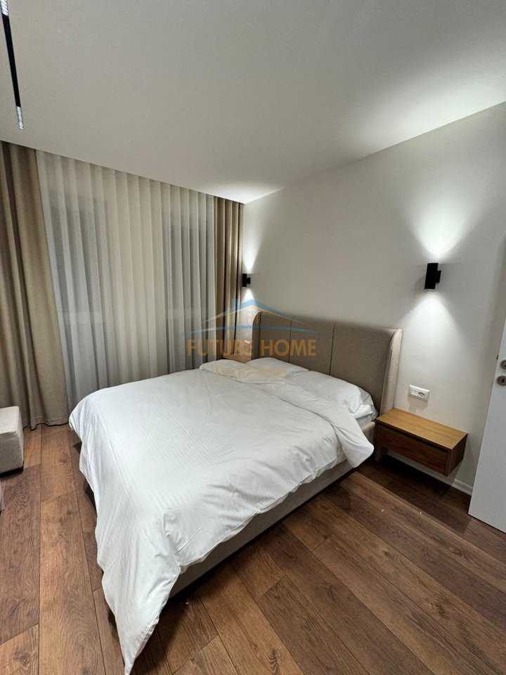 Affitto, Appartamento 2+1, Xhamllik, Tirana.