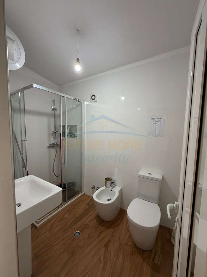 In affitto, appartamento 2+1 per uffici, Centro, Tirana.