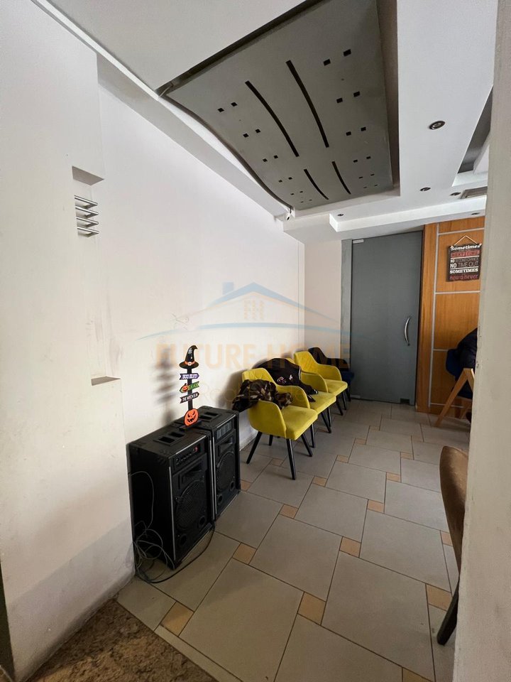 Qera, Ambjent Biznesi, Rruga e Kavajes, Tiranë