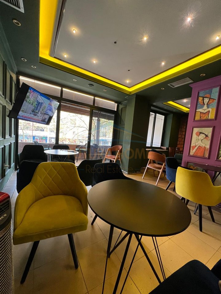 Qera, Ambjent Biznesi, Rruga e Kavajes, Tiranë