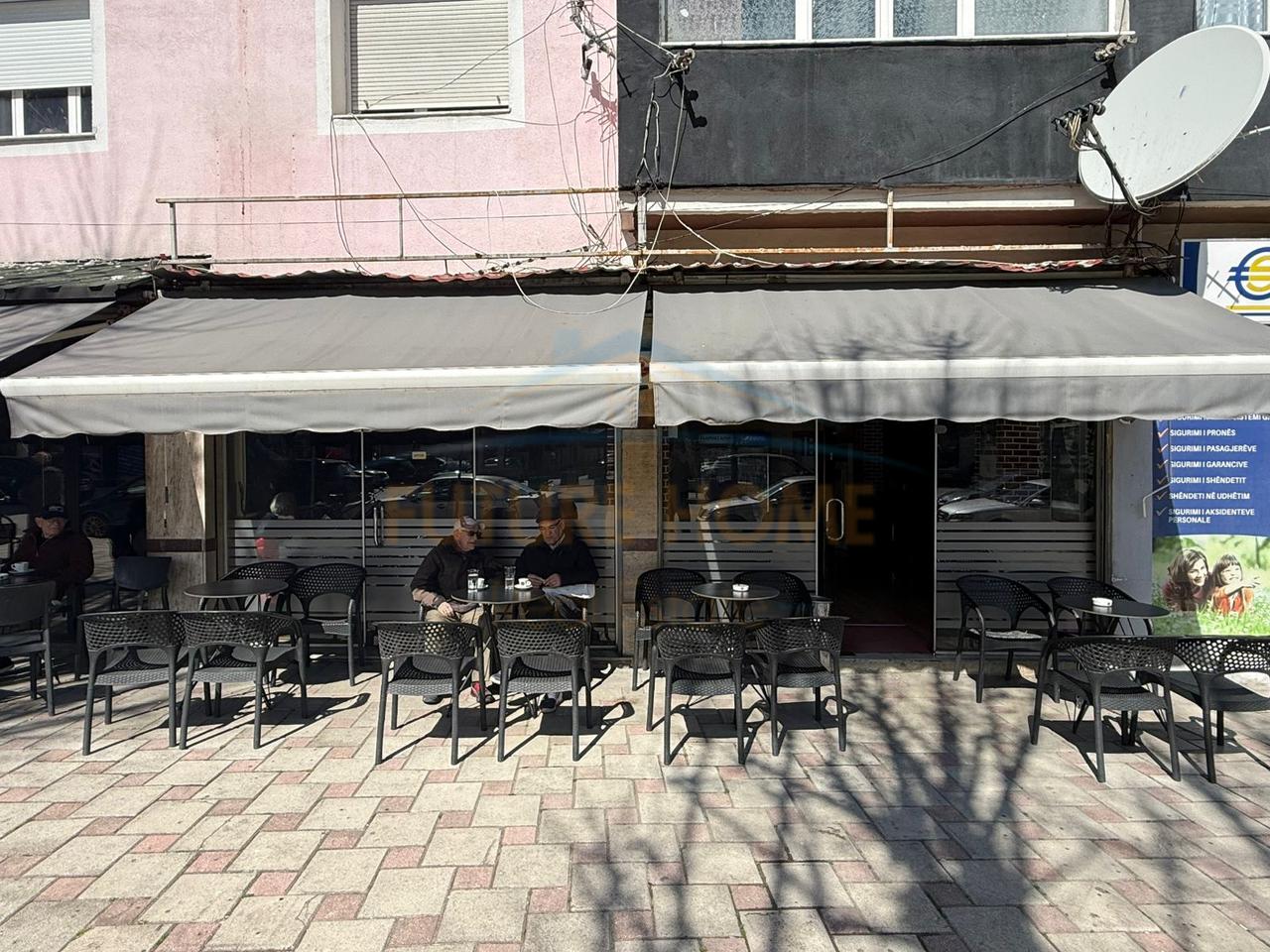 In Vendita, Locale Commerciale, Viale Republika, Korçë