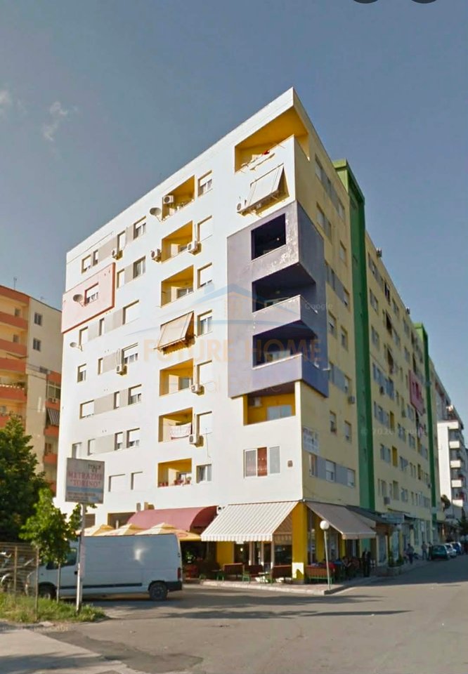 Shitet, Apartament 2+1, Kthesa e Kamzës,