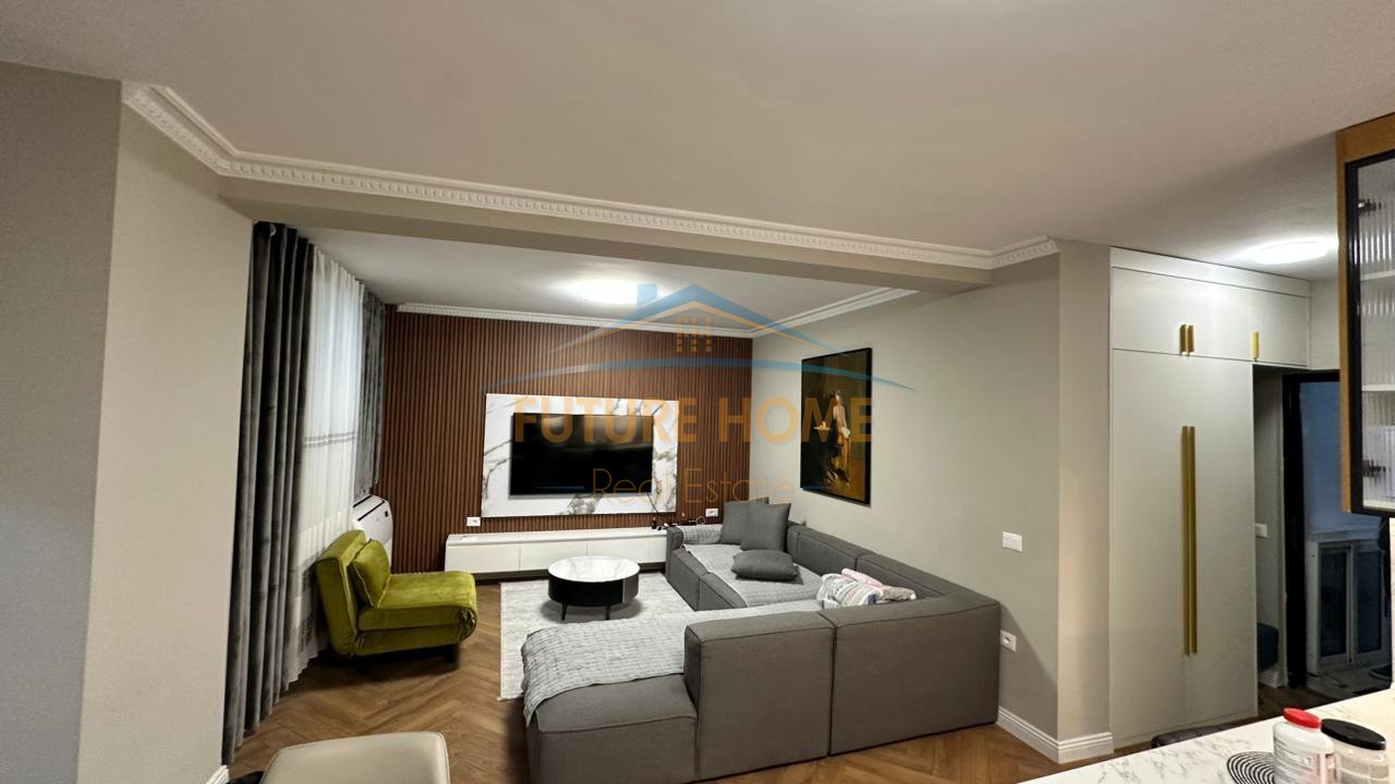 Shitet,Apartament 2+1,Rruga e Elbasanit,Tiranë