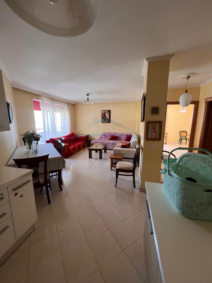 Shitet, Apartament 2+1+2, Vollga, Durrës