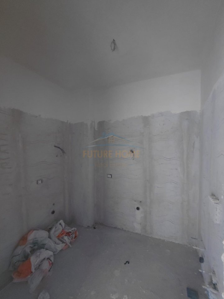 For sale, 2+1 Apartment, 1 Maji, Pogradec