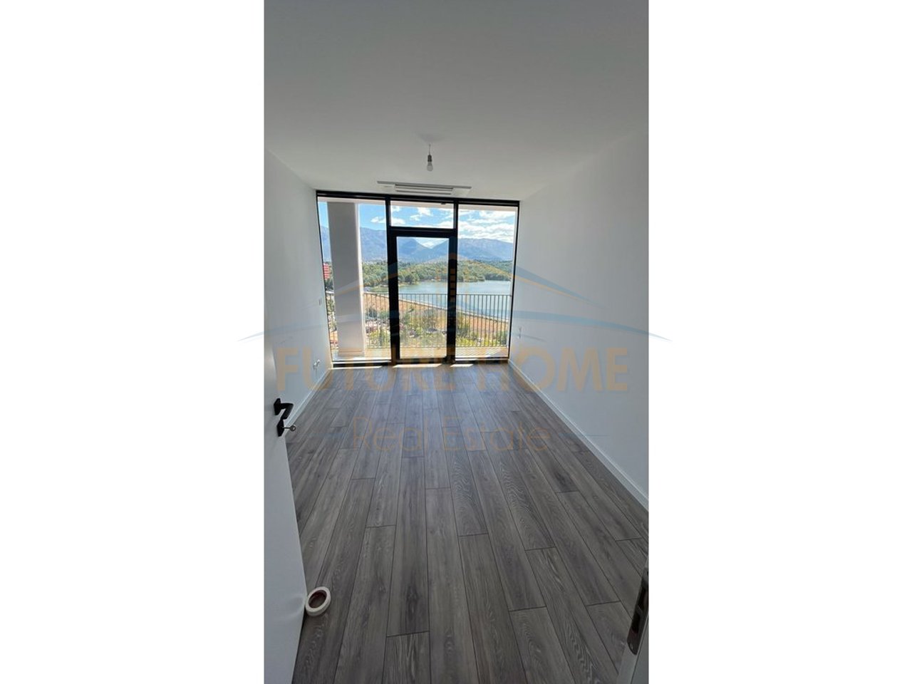 Qera, Apartament 2+1+2+Post Parkimi ,Lake View Residence