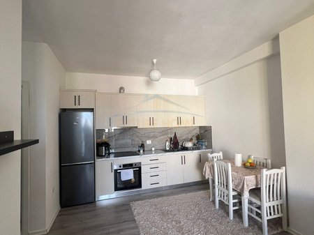 Vendesi appartamento 2+1+posto auto, Yzberisht, Grand Galery.