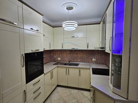 Qera, Apartament 2+1+2 +Post Parkimi,Rruga Jordan Misja,Tiranë.