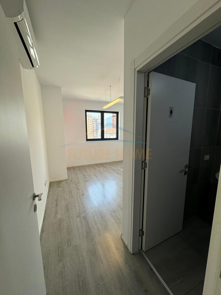 Shitet,Apartament 2+1+2+Depo, Rezidenca Future Home, Unaza e re,Tirane