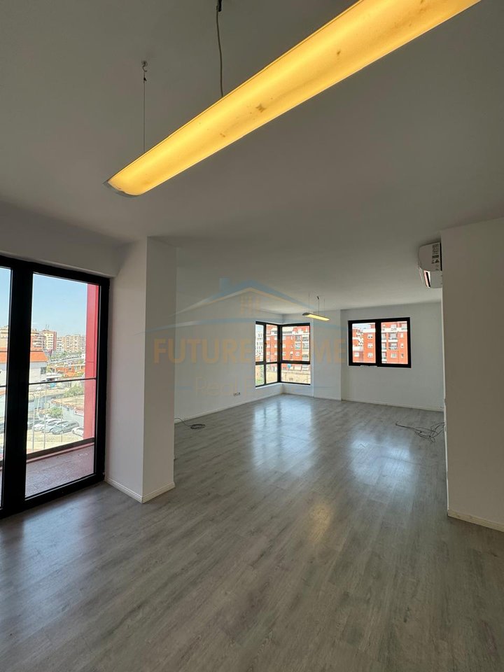 Shitet,Apartament 2+1+2+Depo, Rezidenca Future Home, Unaza e re,Tirane