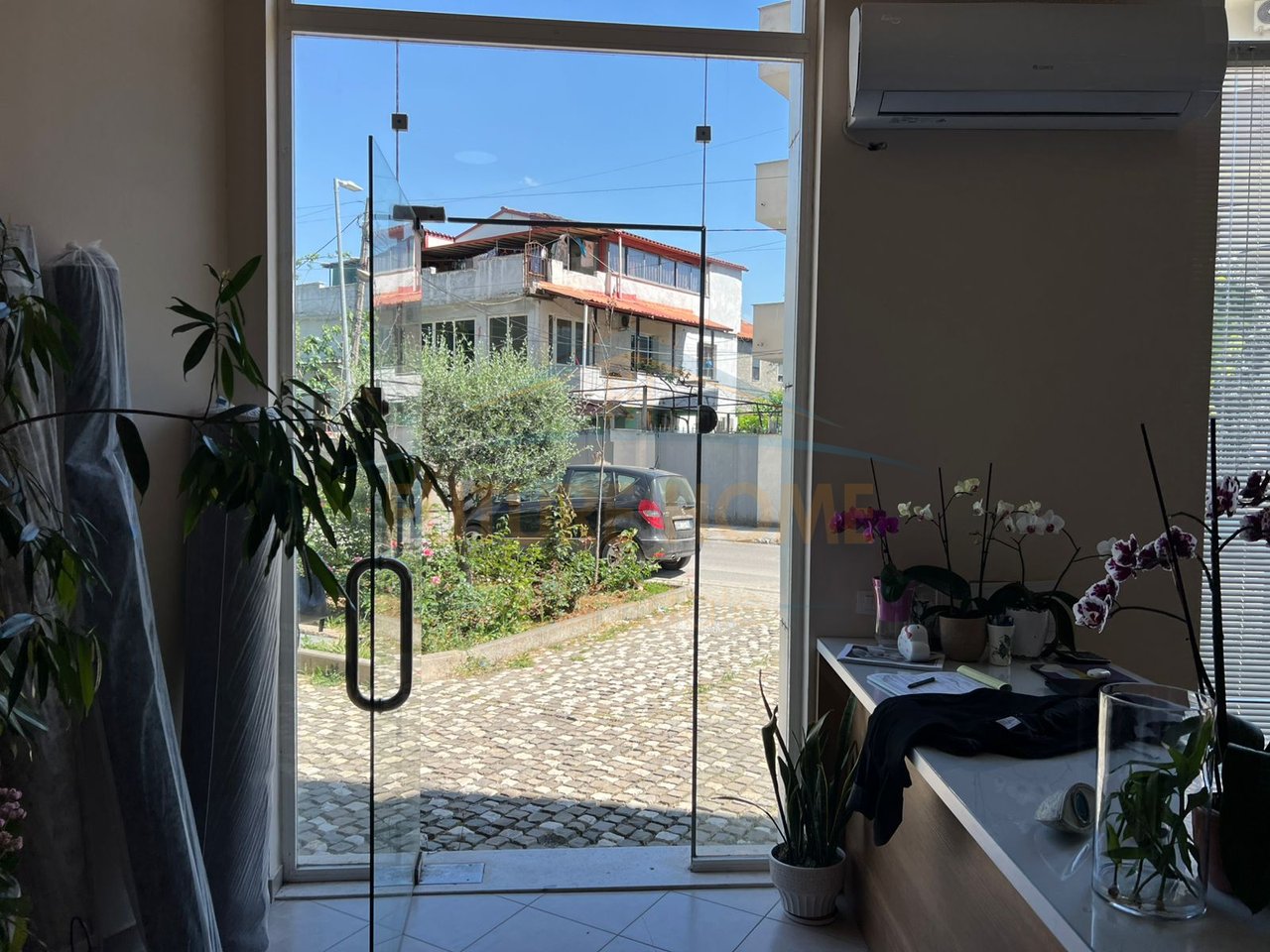 Shitet,Biznes, Lavanderi, Siri Kodra.