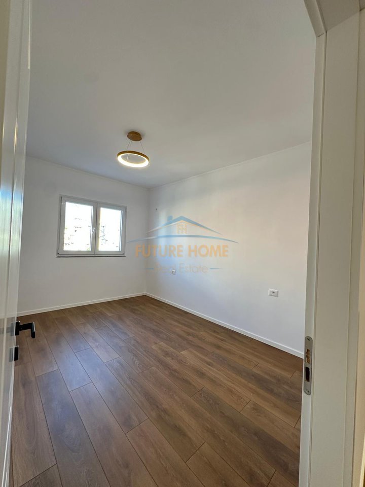 For sale, 3+1 Apartment, Zogu i I Boulevard, Tirana.