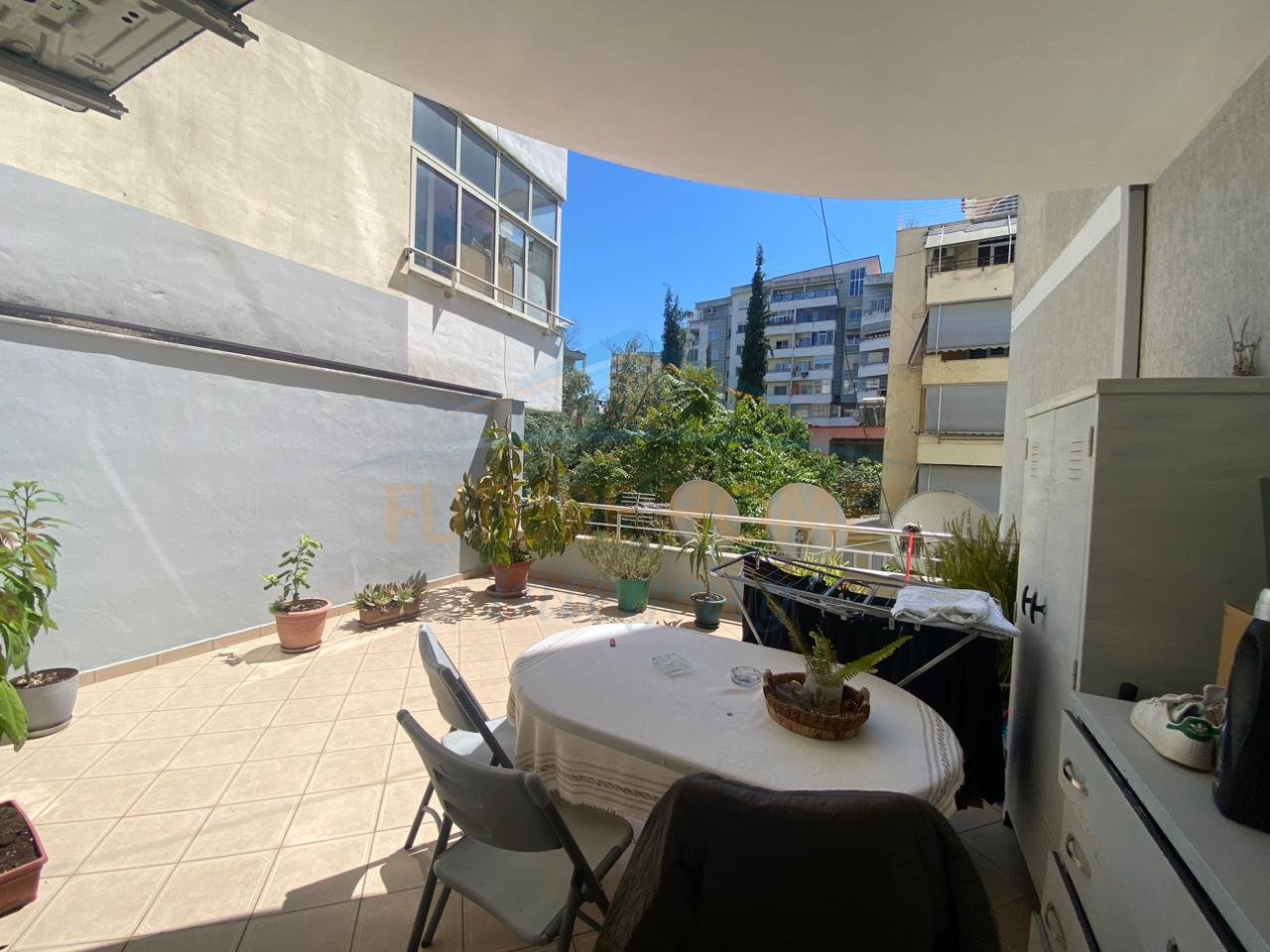 In vendita, Appartamento 2+1+Veranda (convertita), Fresku, Tirana.