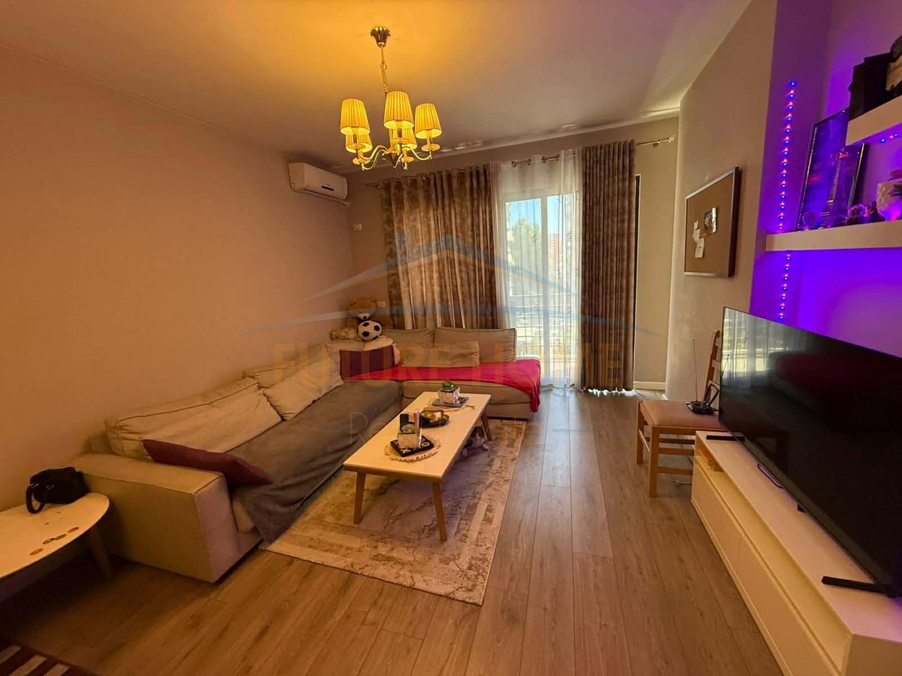 For rent, 2+1+2 Apartment, Molla Complex, Migjeni Boulevard