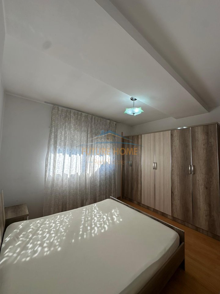 Qera, Apartament 1+1, Xhamllik, Tiranë