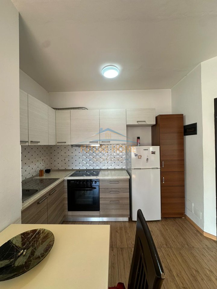 Qera, Apartament 1+1, Xhamllik, Tiranë