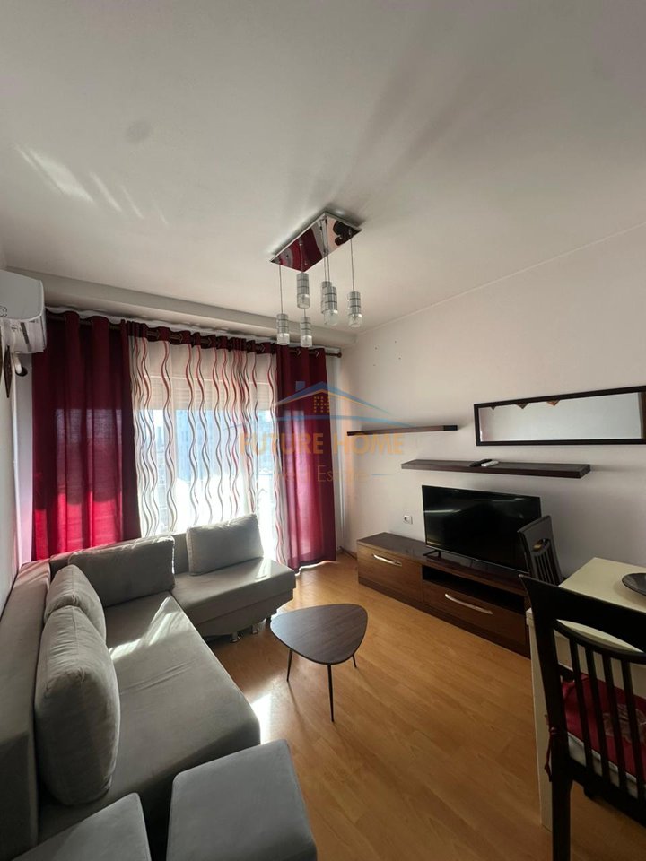Qera, Apartament 1+1, Xhamllik, Tiranë