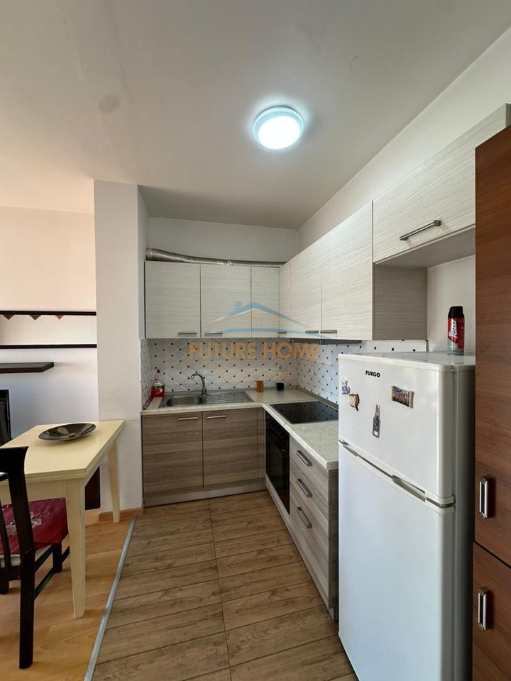 Qera, Apartament 1+1, Xhamllik, Tiranë