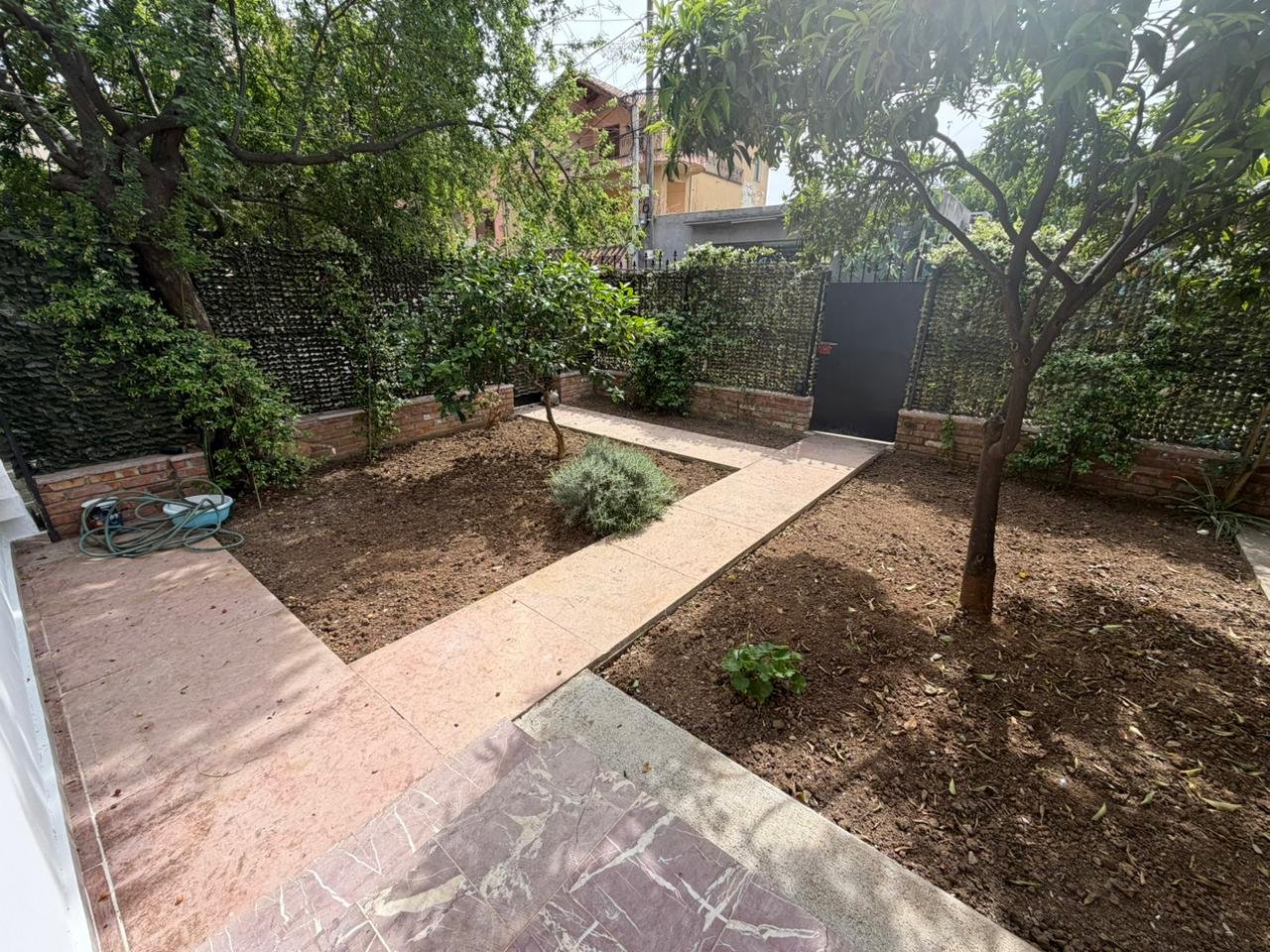 Qera, Apartament 1+1, 21Dhjetori, Tiranë.