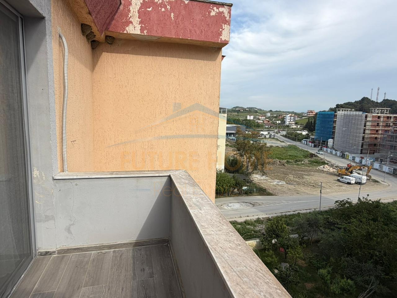 Shitet, Apartament 1+1+2 Ballkone, Mali i Robit, Golem