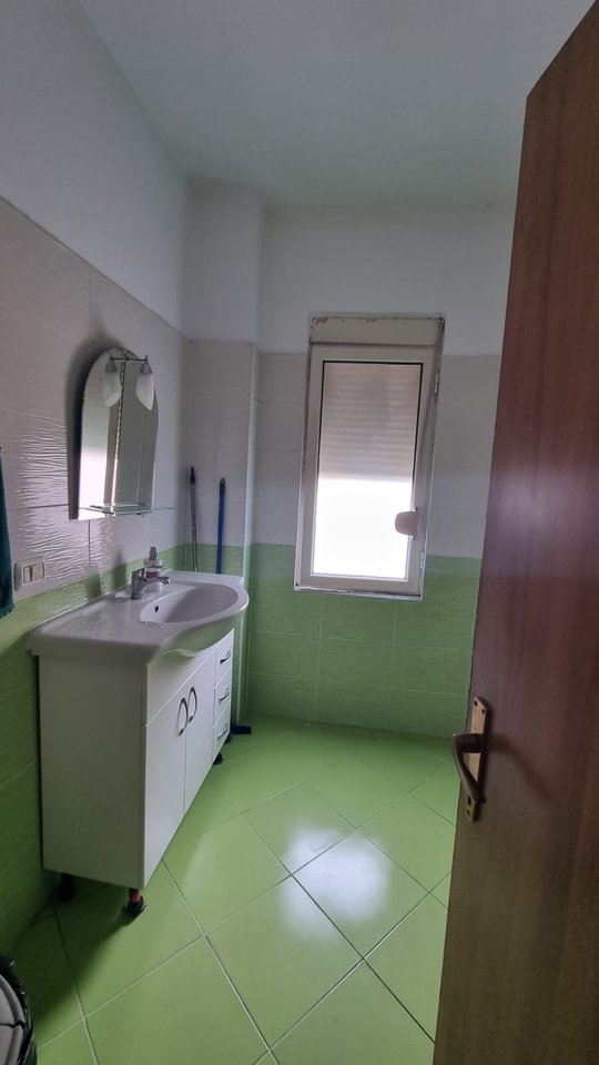 For rent, Office space, Komuna e Parisit, Tirana