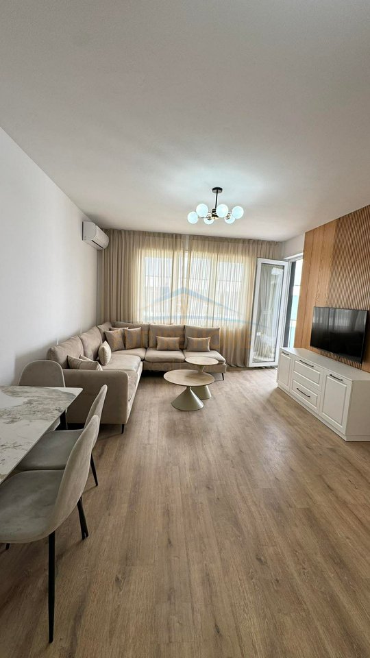 Qera, Apartament 2+1, Univers City