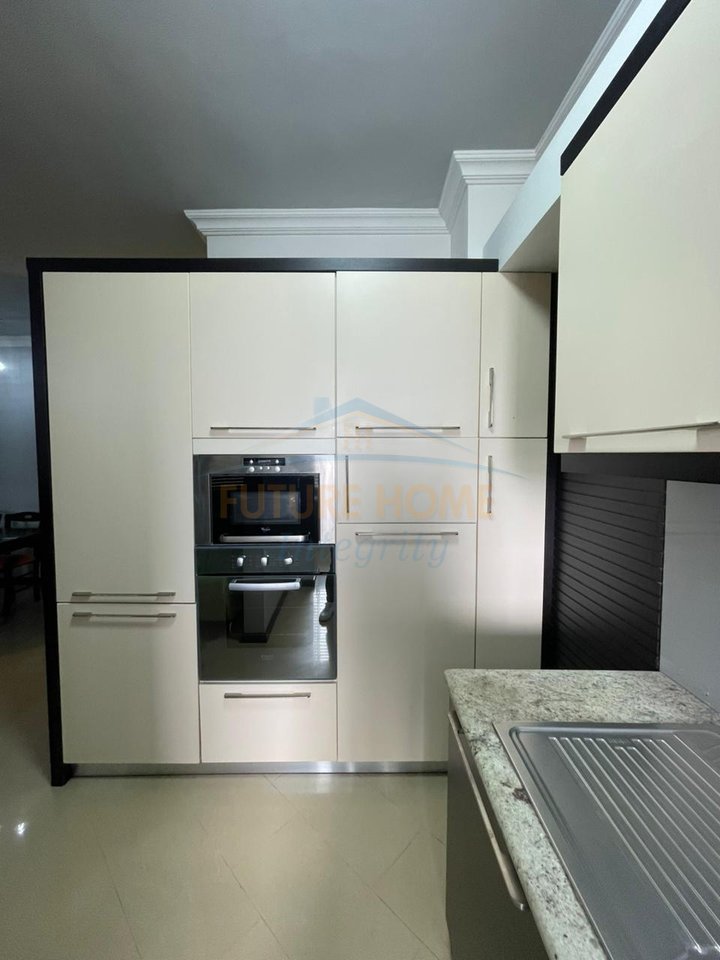 Affitto, Appartamento 2+1+2, Ville Tedesche, Tirana.