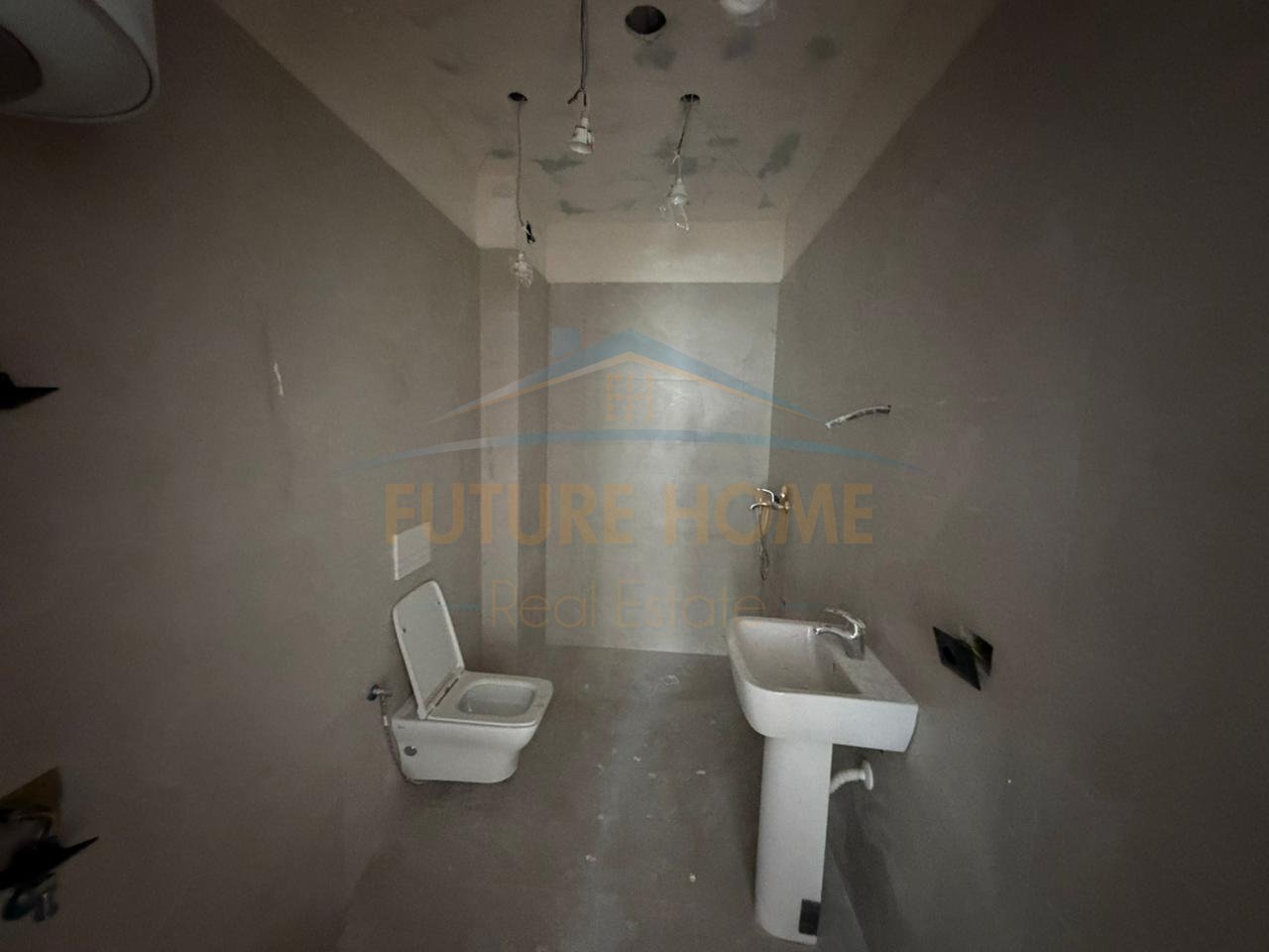 Shitet Apartament 1+1, Qerret,Kavaje