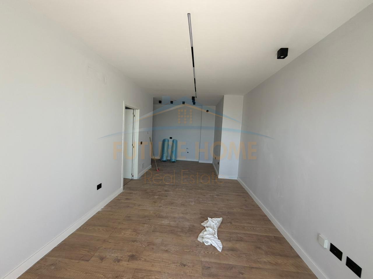 Shitet Apartament 1+1, Qerret,Kavaje