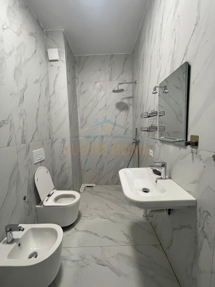 In vendita, Appartamento 1+1, Kaimi Residence, Tirana.