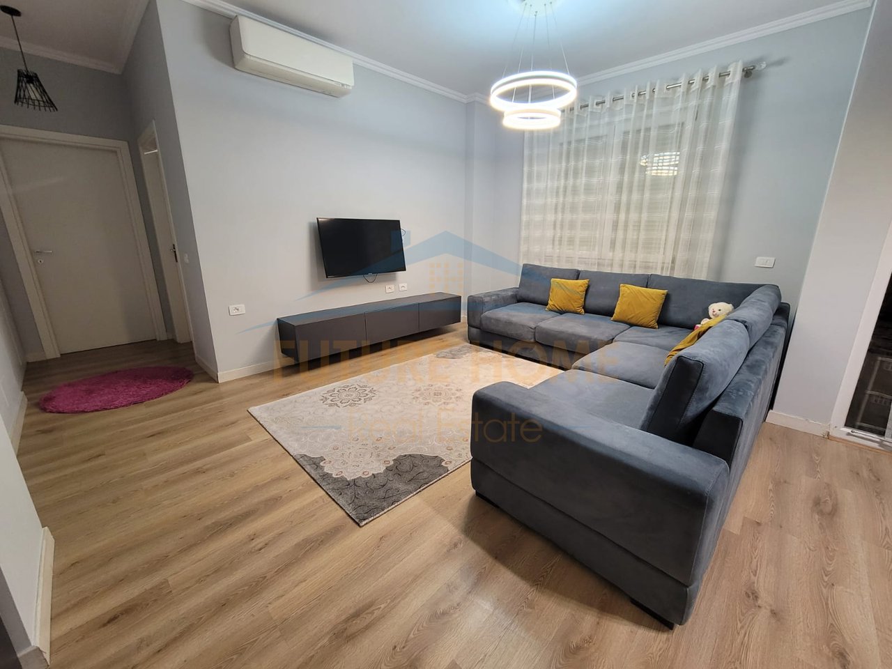 In affitto, Appartamento 2+1+2, 5 Maggio, Tirana