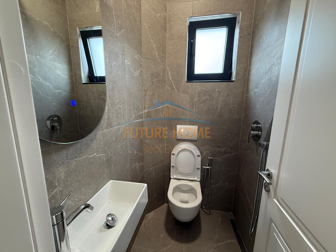 For rent, 4-story villa, Mjull-Bathore, Tirana.