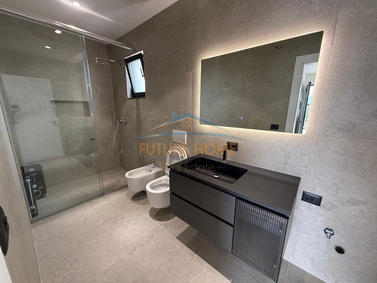 For rent, 4-story villa, Mjull-Bathore, Tirana.
