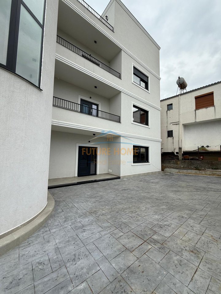 For rent, 4-story villa, Mjull-Bathore, Tirana.