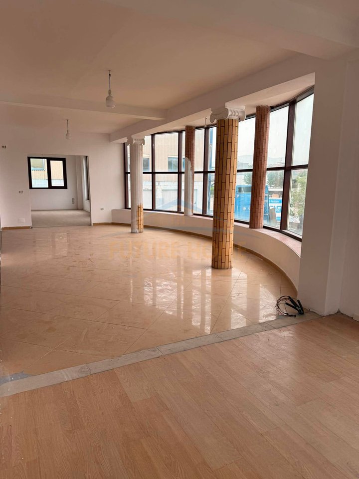 For rent, Business Building, Egnatia Street, Tirana