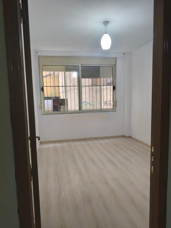 In vendita, Appartamento 2+1, Via 5 Maji, Tirana