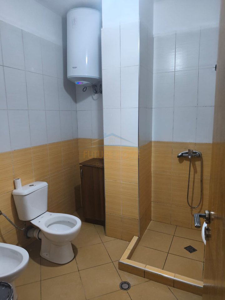 In vendita, Appartamento 2+1, Via 5 Maji, Tirana