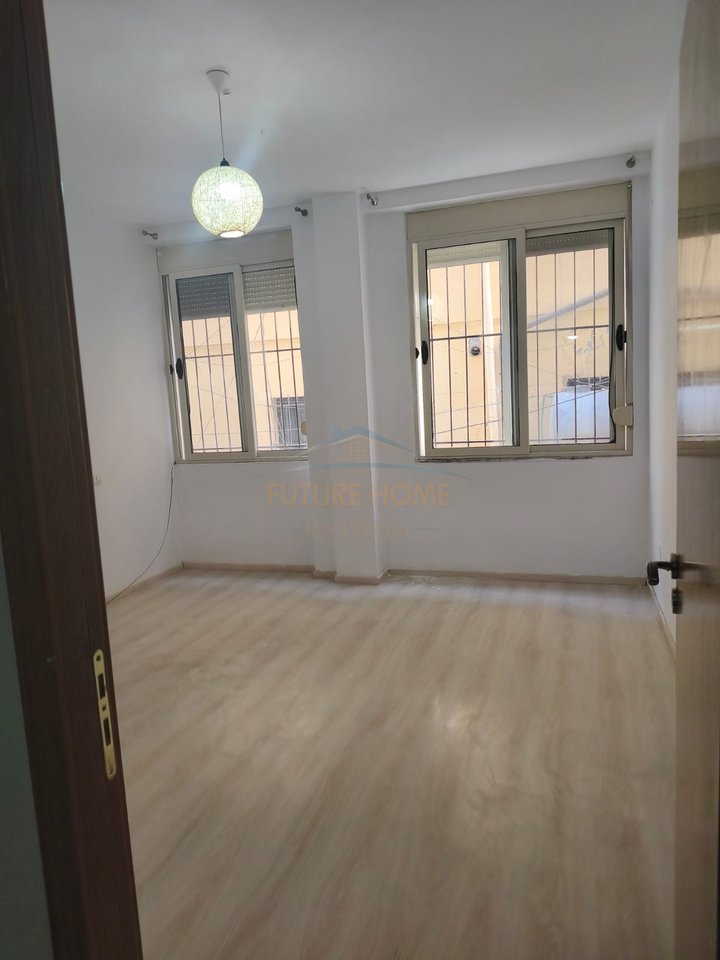 In vendita, Appartamento 2+1, Via 5 Maji, Tirana