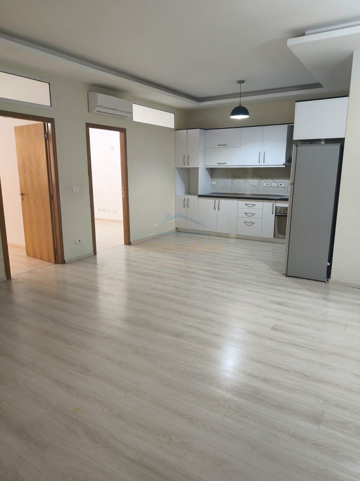 In vendita, Appartamento 2+1, Via 5 Maji, Tirana